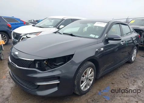2017 Kia Optima Lx z USA, uszkodzony, nr VIN 5XXGT4L38HG169163